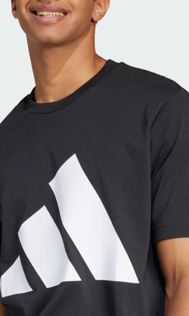 Camiseta Essentials Big Logo Adidas Preta 