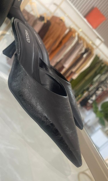 Sandália Salto Medio Preto Arezzo Ref 14597