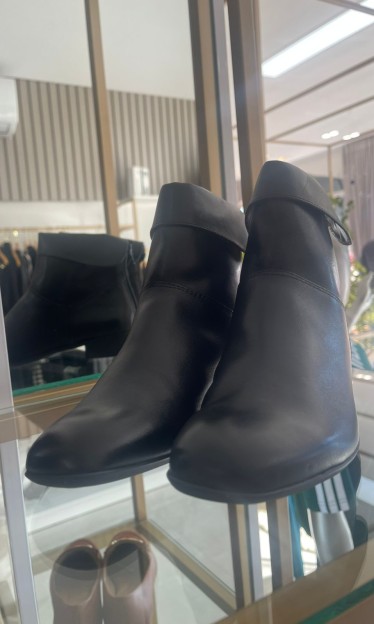 Bota Salto Baixo Arezzo 14721