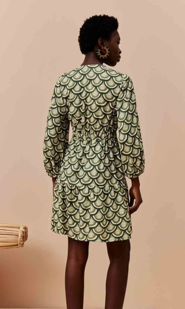 Vestido Curto Pala Elástico Verde CaCay Ref 13928