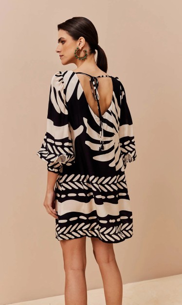 vestido curto amplo manga longa CaCay Ref 13283