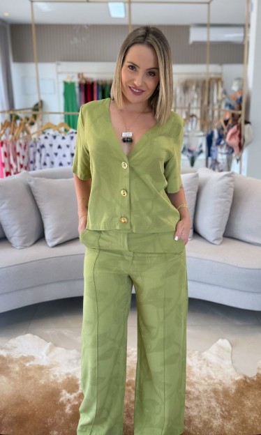 Conjunto Calça E Camisa Botões