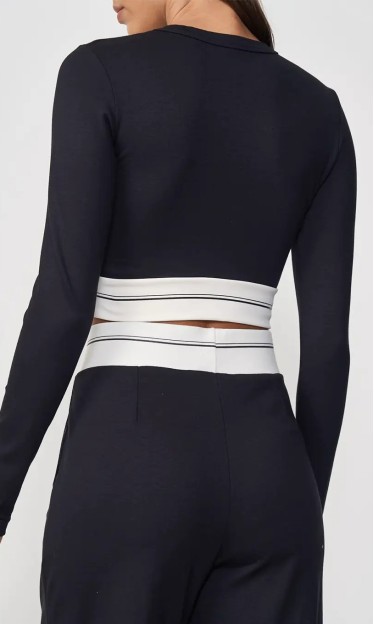 Blusa Colcci Preta Com Detalhe Branco Ref 5393