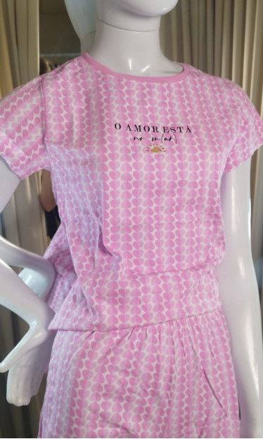 Short Doll Manga Curta Corações Rosas