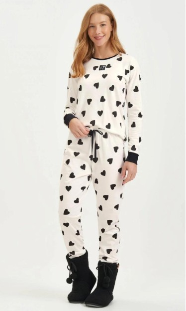 Pijama Manga Longa Estampa Corações P&B