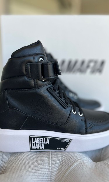 Bota labellamafia