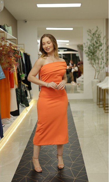 Vestido Morena Rosa Midi Ombro Só