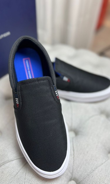 Slip On Malcom 22D Tommy Hilfiger Preto